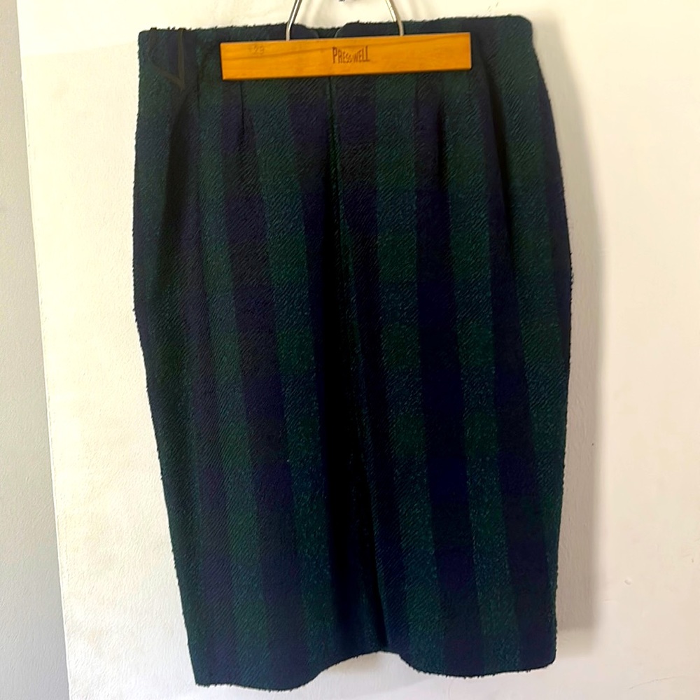Austin Reed Collection Vintage Navy and Green Tartan skirt